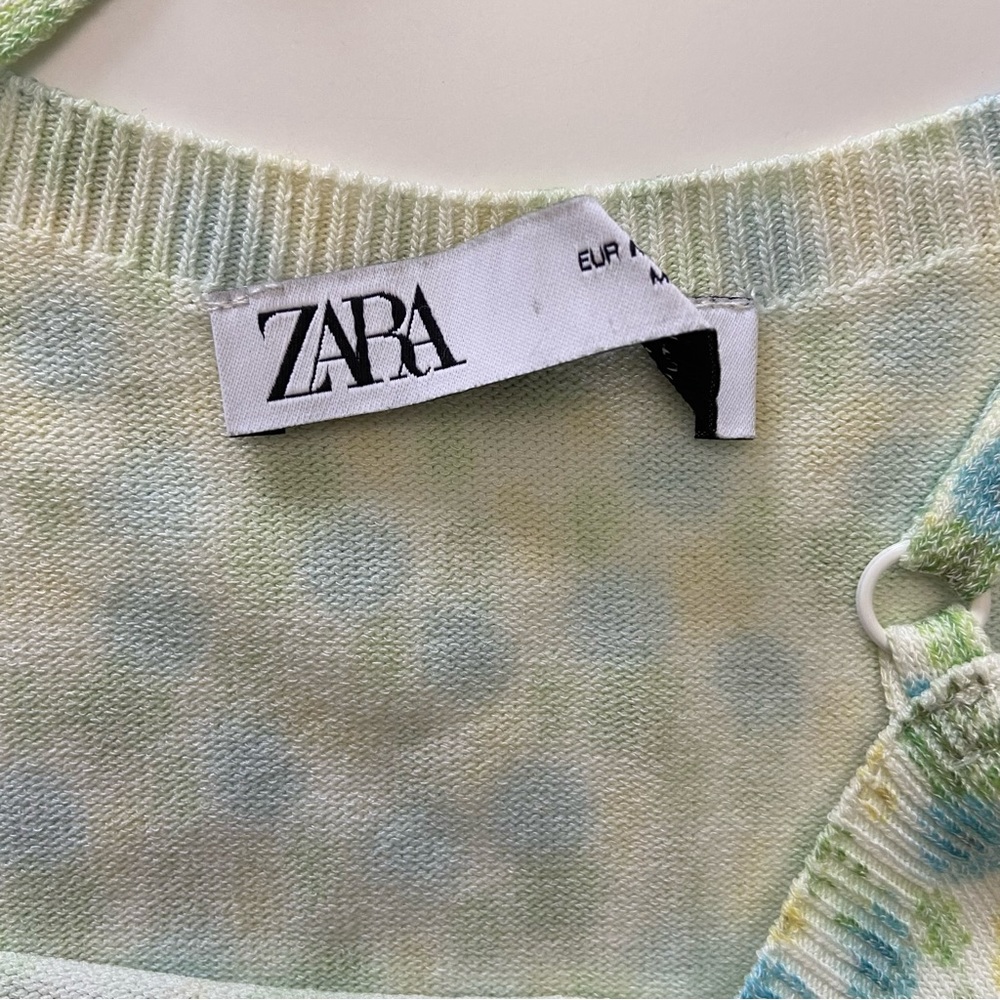 Zara knit short floral dress. With Adjustable Straps Green / Blue Size M - Picture 5 of 10